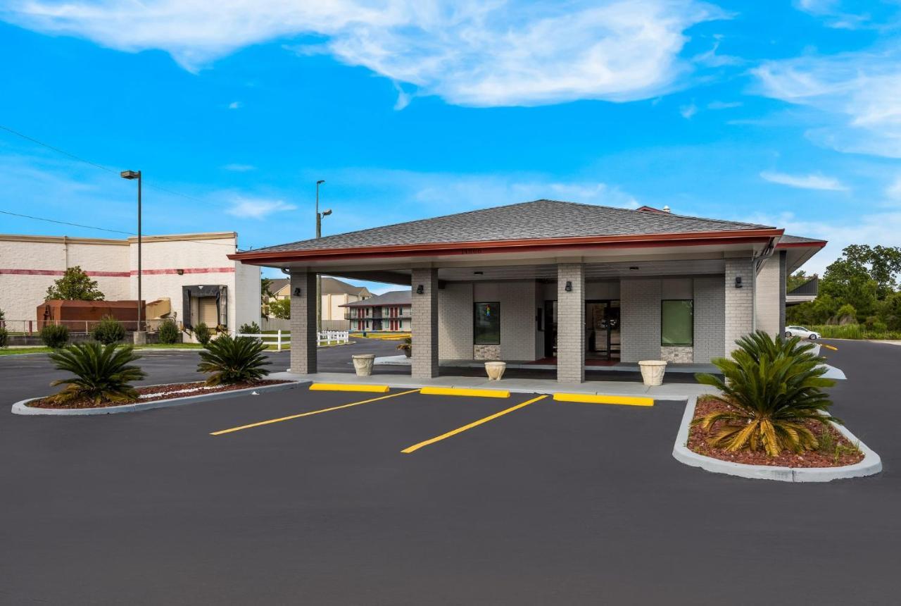 Red Roof Inn & Suites Thomasville Extérieur photo