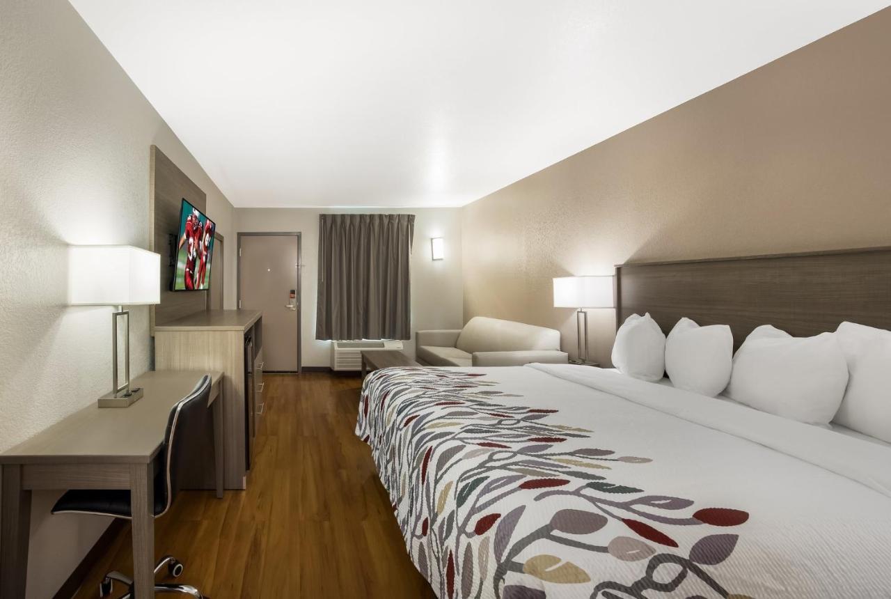 Red Roof Inn & Suites Thomasville Extérieur photo
